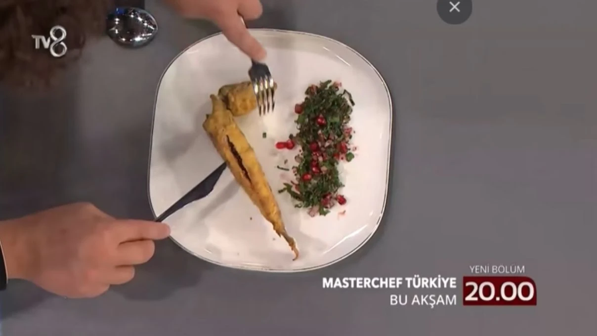 MasterChef’te uskumru dolması tarifi! Somer Şef’ten uskumru temizleme tüyoları ve püf noktaları 6 masterchef^te uskumru yapimi